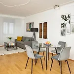 Im Zentrum Von Апартаменты *