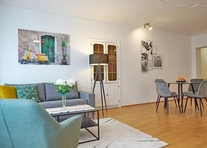 Im Zentrum Von Appartement